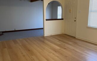 2 beds, 1 bath, $950