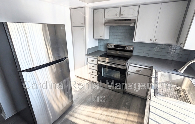 917 CABRILLO DR