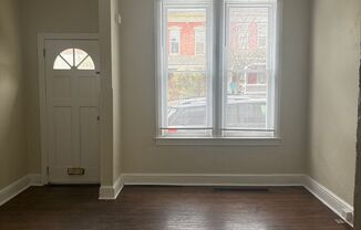 3 beds, 1 bath, $1,595