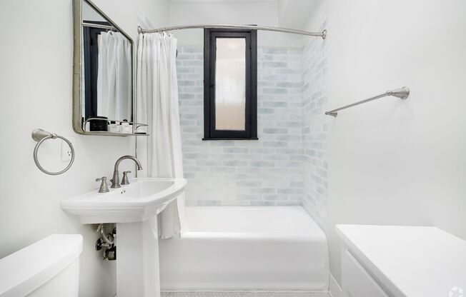 Studio, 1 bath, 498 sqft, $2,150, Unit 406FS