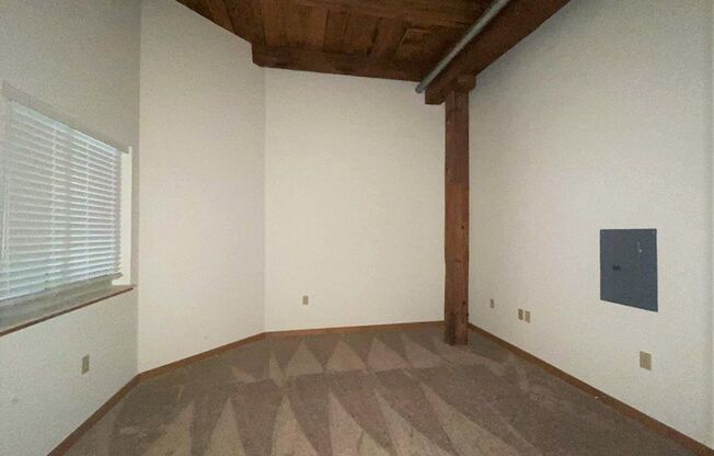 3 beds, 2 baths, 1,354 sqft, $2,650, Unit 508