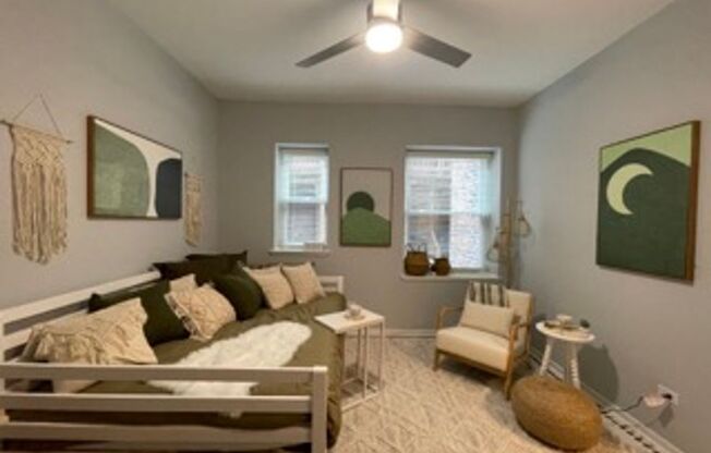 Studio, 1 bath, $1,100, Unit 110