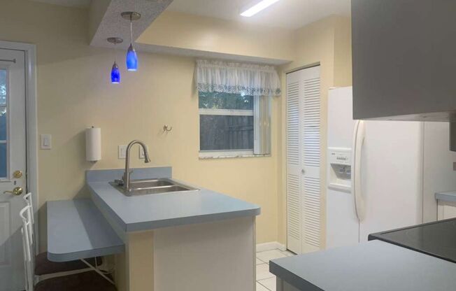 P623 - 1420 70th St N