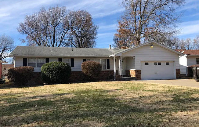 Spacious, stylish, and perfectly located—this beautifully updated 3-bed, 2-bath home near Mercy Hospital offers modern comfort, hardwood floors, and a private fenced yard in the heart of Springfield.