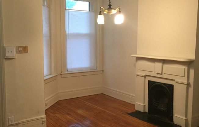 Amazing 3 bdrm/1.5 bath House Conveniently Located in The Heart of VCU and Downtown!