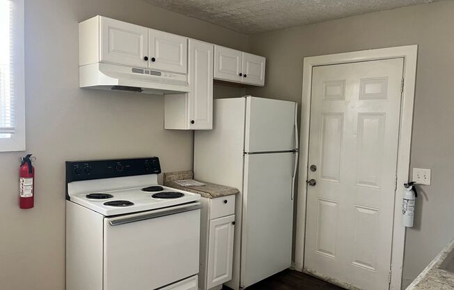 2 beds, 1 bath, 563 sqft, $1,025, Unit Unit A