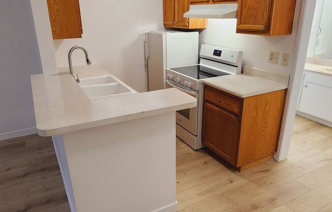 Studio, 1 bath, $1,595, Unit 22