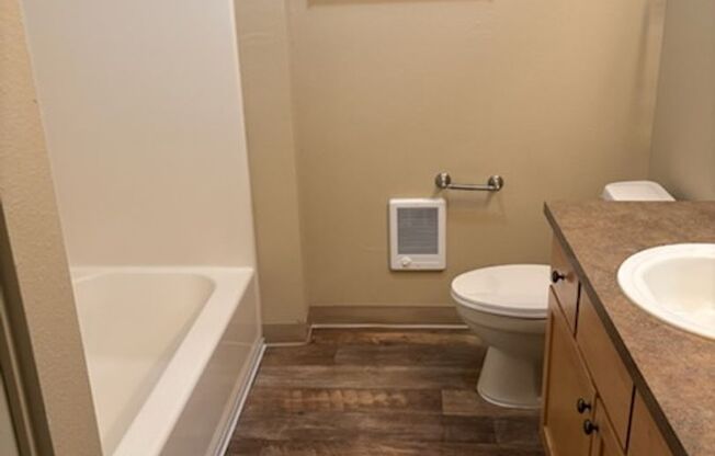 1 bed, 1 bath, 648 sqft, $1,499