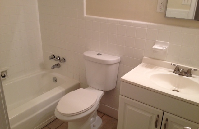 3 beds, 1 bath, $1,350