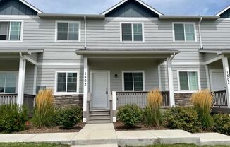 Newly Constructed 3 Bedroom 2.5 Bathroom Townhome w/ Garage & Basement in West Greeley