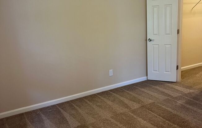 2 beds, 2 baths, 1,189 sqft, $1,650, Unit 922