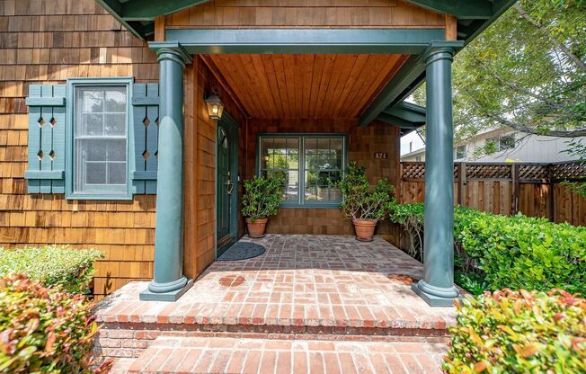 Charming 3-bedroom, 2-bathroom house located in the heart of Menlo Park, CA.