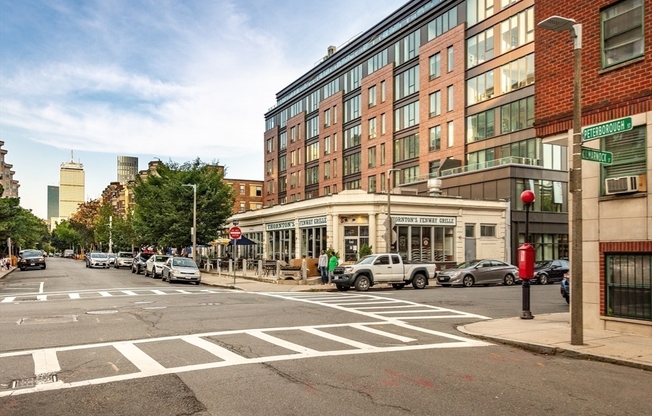 2 beds, 1 bath, 854 sqft, $3,600, Unit 4-G