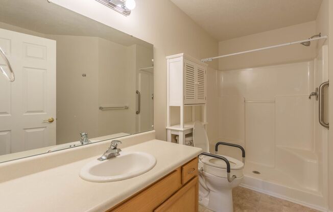 1 bed, 1 bath, $1,250, Unit #9