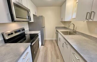 1 bed, 1 bath, 700 sqft, $1,550, Unit 01