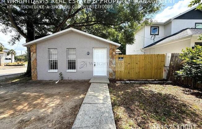 2811 N 21 ST
