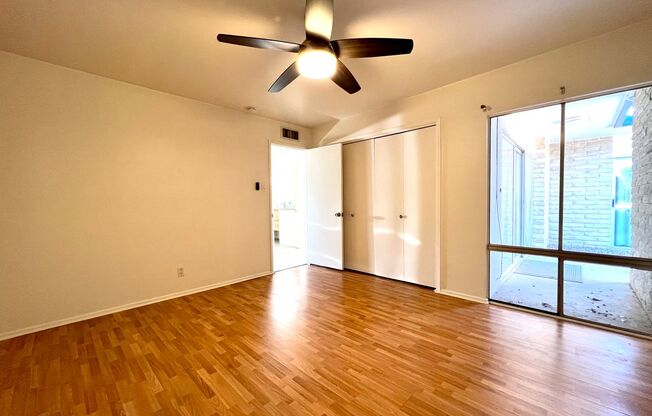 Arcadia-Biltmore area apartment -- MOVE IN SPECIAL