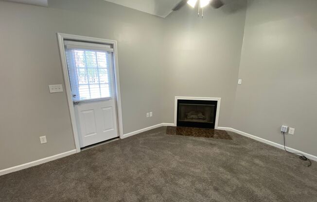 2 beds, 2 baths, 1,350 sqft, $1,525, Unit 26