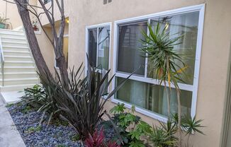 911-915 Lincoln Blvd