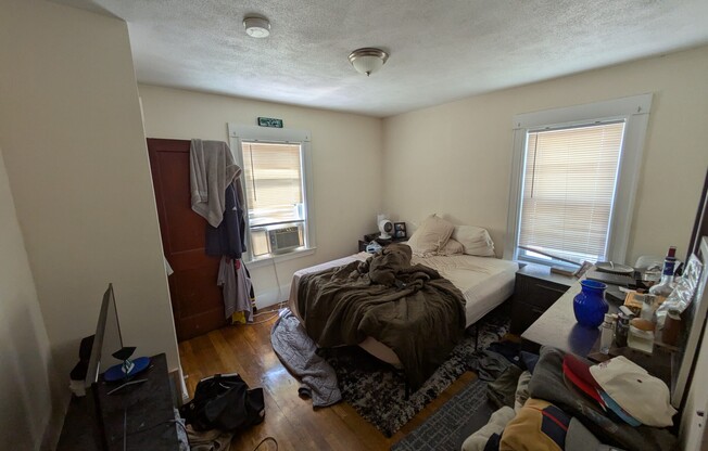 56 DERBY ST