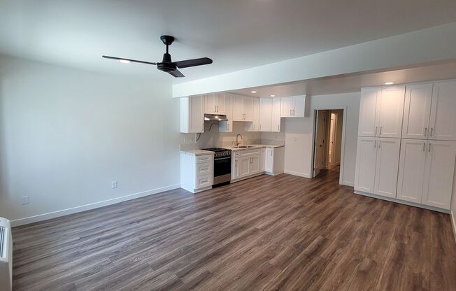 1 bed, 1 bath, 515 sqft, $1,950, Unit 25