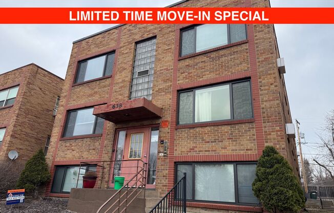 638-642 Snelling Ave South