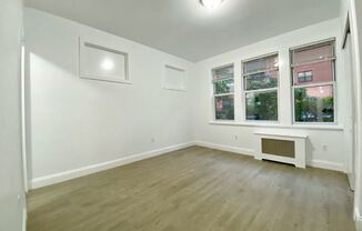 4723 38st longisland city