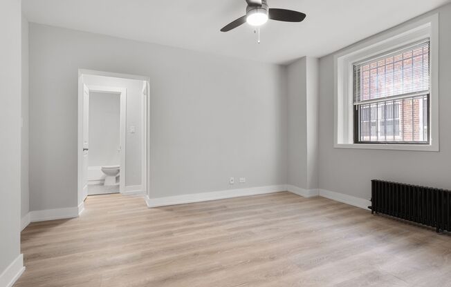 2 beds, 1 bath, 430 sqft, $1,950, Unit 1G