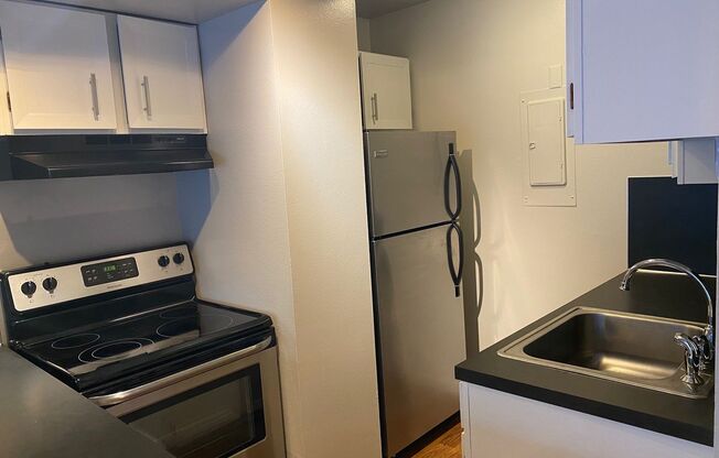 1 bed, 1 bath, 600 sqft, $1,425, Unit 407