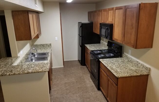 2 beds, 2 baths, $1,700