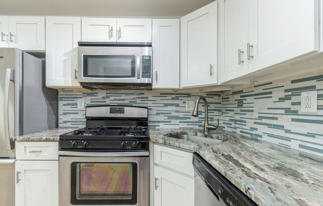 1 bed, 1.5 baths, 1,274 sqft, $1,795, Unit 1429-1