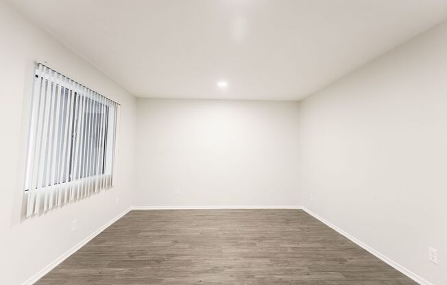 2 beds, 2 baths, 1,100 sqft, $2,098, Unit 118