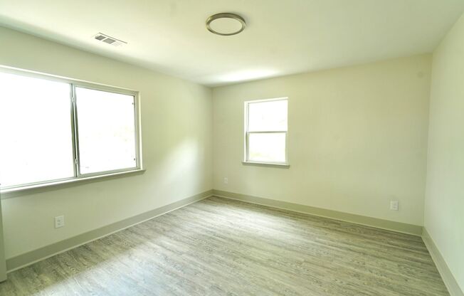 2 beds, 1 bath, 1,040 sqft, $1,850, Unit 539WD01