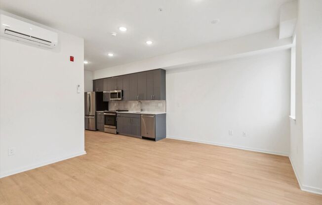 245 N 12th St