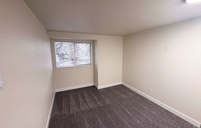 2 beds, 2 baths, 984 sqft, $2,125, Unit J304