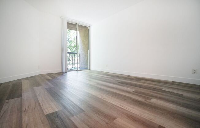 1 bed, 1 bath, 710 sqft, $2,499, Unit 205