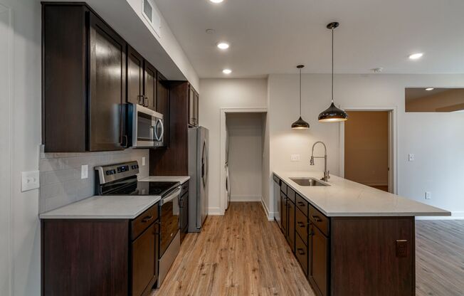 2 beds, 2 baths, 785 sqft, $1,950, Unit 1050 N 4th St. Apt. 206