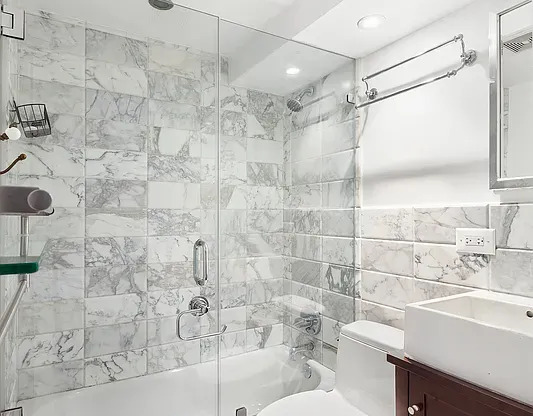 1 bed, 1 bath, $6,500, Unit 6D