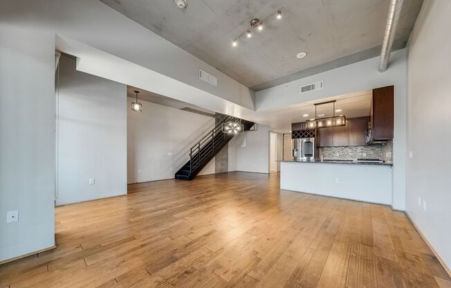 Sophisticated urban living in this stylish 2bd/2.5ba residence at Juhl
