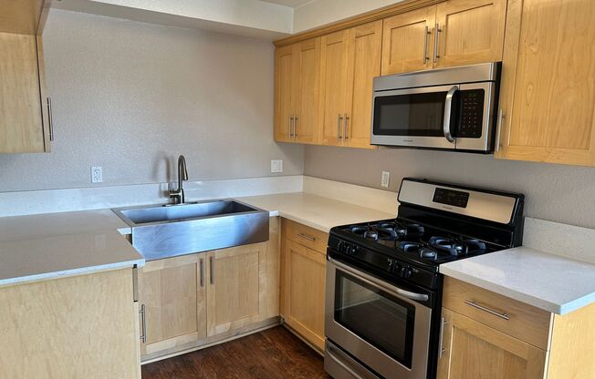 1 bed, 1 bath, 604 sqft, $2,135, Unit 0071