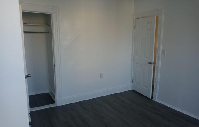 206 ELTON ST