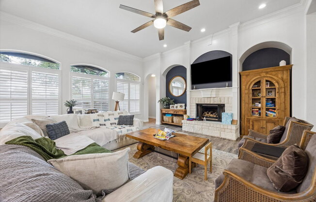 1129 CASTLE PATH