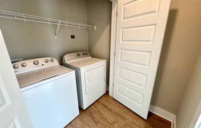 2 beds, 2 baths, 1,113 sqft, $1,525, Unit 1-204