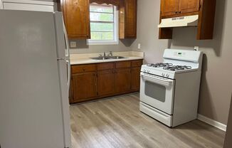 2 beds, 1 bath, $1,200