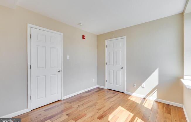 662 N 33 ST