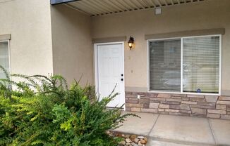 3 beds, 2 baths, $550, Unit House - Room #1 - Master shared 1