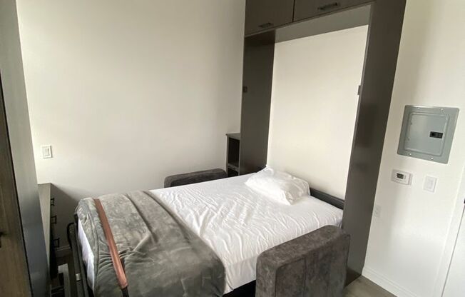 Studio, 1 bath, 87 sqft, $1,600, Unit #201