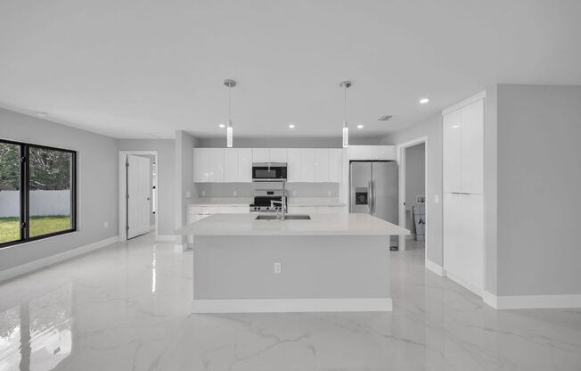 Be the first in occupy this 2025 constructed home in the vibrant city of Cape Coral, FL! Qualify for a deposit-free option and save on move-in costs!