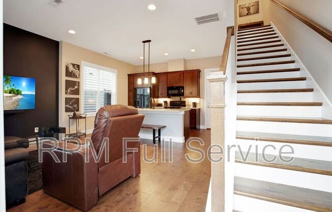 508 VERNON CIR