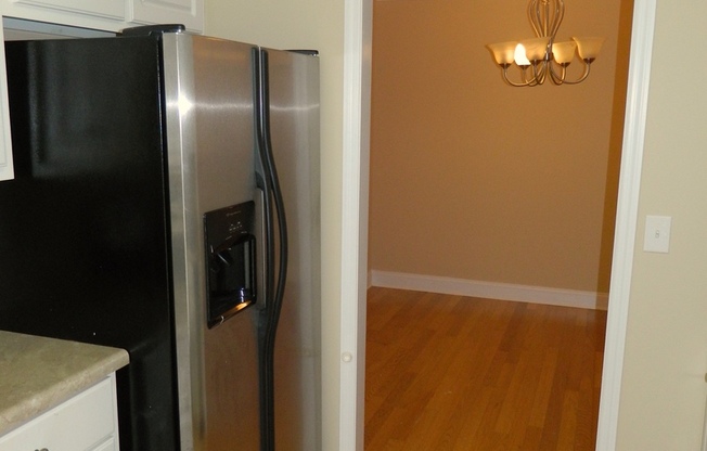 3 beds, 2 baths, $1,495